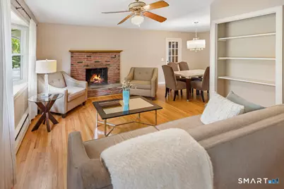 2 Hill Top View, Clinton, CT 06413 - Photo 4
