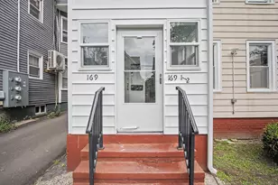 169 Chatham St, New Haven, CT 06513 - Photo 2
