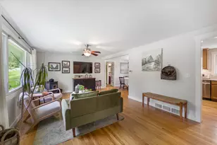 18 Carlen Dr, North Branford, CT 06472 - Photo 4