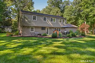 26 Minister Brook Dr, Simsbury, CT 06070 - Photo 30