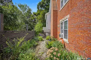 89 Broad St, Killingly, CT 06239 - Photo 32
