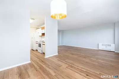 887 Farmington Avenue #6F, West Hartford, CT 06119 - Photo 14