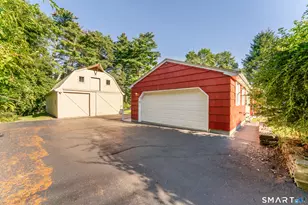 21 Fairmount St, Putnam, CT 06260 - Photo 2
