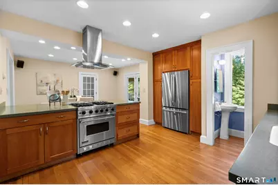 21 Morris Street, Hamden, CT 06517 - Photo 16
