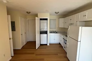 4 Warwick St, New Haven, CT 06513 - Photo 1