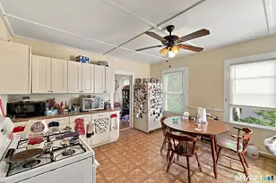 20 Brook St, New Britain, CT 06051 - Photo 4