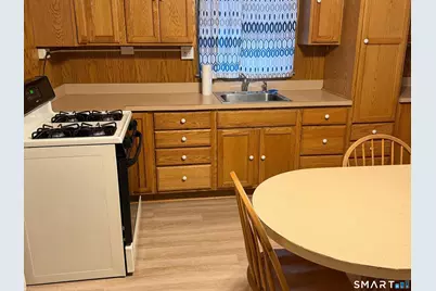 17 First Avenue, Waterbury, CT 06710 - Photo 4