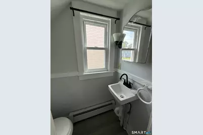 104 Spring Street, Windsor Locks, CT 06096 - Photo 20