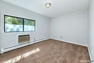 214 Oakville Ave, Waterbury, CT 06708 - Photo 24