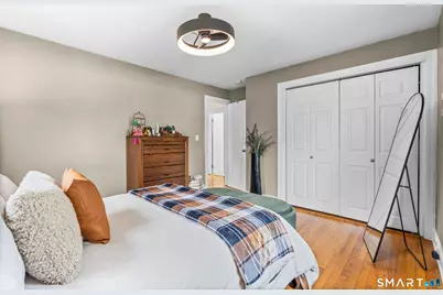 240 Milford Avenue, Stratford, CT 06615 - Photo 16