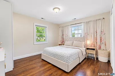 221 Third Avenue, West Haven, CT 06516 - Photo 18