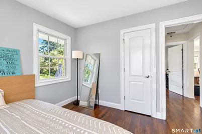 221 Third Avenue, West Haven, CT 06516 - Photo 16
