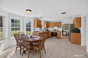 98 Broadleaf Cir, Suffield, CT 06093 - Photo 10