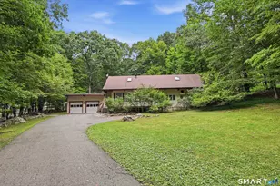 5 Old Lantern Dr S, Bethel, CT 06801 - Photo 1