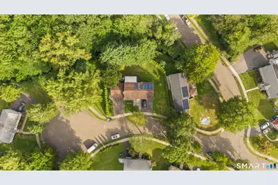 28 Twin Circle Road, West Haven, CT 06516 - Photo 4