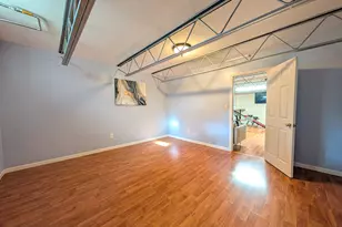 13 Ventura Ave, Danbury, CT 06811 - Photo 18