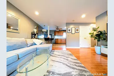 13 Ventura Avenue, Danbury, CT 06811 - Photo 10