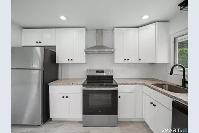 401 Juniper Lane, Cheshire, CT 06410 - Photo 6