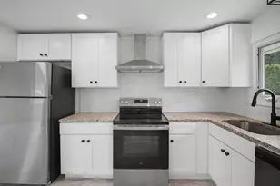 401 Juniper Ln, Cheshire, CT 06410 - Photo 6