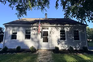 95 Old Norwich Rd, Waterford, CT 06375 - Photo 2