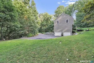 32 Shari Drive, Seymour, CT 06483 - Photo 4