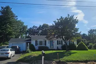 157 Farnham Rd, South Windsor, CT 06074 - Photo 2