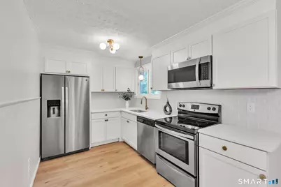 24 Yale Drive, Enfield, CT 06082 - Photo 8