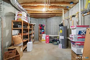 12 Crestview Ln, Danbury, CT 06810 - Photo 32