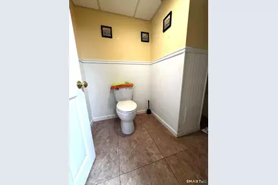 746 Lincoln Avenue, Bridgeport, CT 06606 - Photo 16