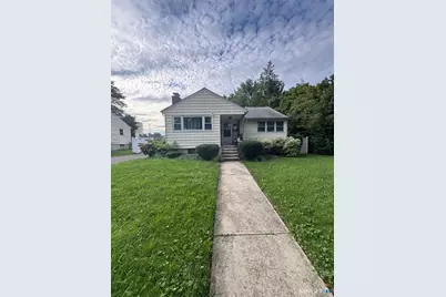 746 Lincoln Avenue, Bridgeport, CT 06606 - Photo 1