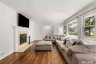 8 Rising Road, Norwalk, CT 06850 - Photo 4