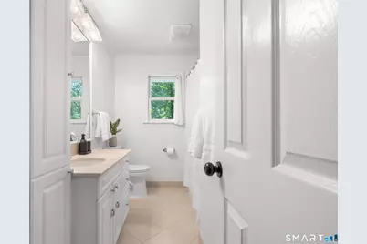 8 Rising Road, Norwalk, CT 06850 - Photo 10