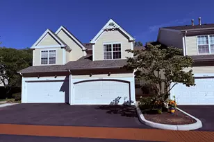 2002 Eaton Ct, Danbury, CT 06811 - Photo 1