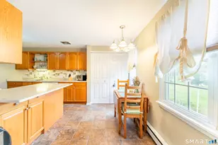 8 Lakeside Dr, Ledyard, CT 06339 - Photo 10