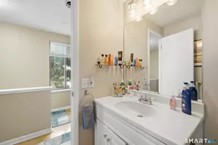 40 Foxon Hill Rd, New Haven, CT 06513 - Photo 32