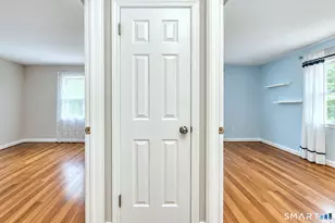 25 Fairfield St, Milford, CT 06460 - Photo 32