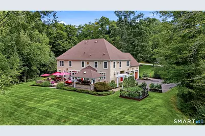8 Lindera Lane, Clinton, CT 06413 - Photo 2