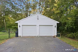 147 Hillcrest Ave, Newington, CT 06111 - Photo 8
