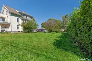 181 Wilcox St, New Britain, CT 06051 - Photo 2
