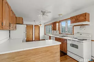 100 Old Dam Rd, Fairfield, CT 06824 - Photo 8