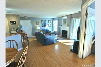 14 Forest Glen Circle #13, Middletown, CT 06457 - Photo 4
