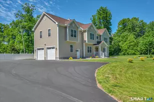 170 Birchwood Dr, Hamden, CT 06518 - Photo 4