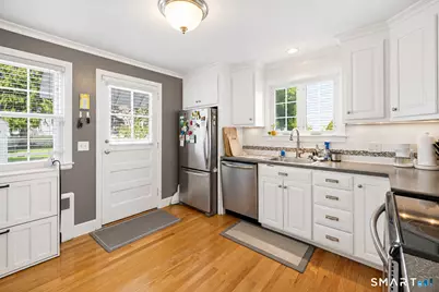 70 Fennbrook Road, West Hartford, CT 06119 - Photo 10