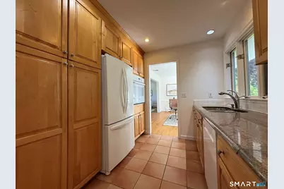 265 Balmforth Street, Bridgeport, CT 06605 - Photo 10