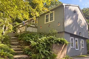 85 Mansfield Rd, Ashford, CT 06278 - Photo 2
