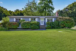 60 Colchester Cmns, Colchester, CT 06415 - Photo 1