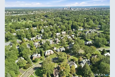 28 Colony Road, West Hartford, CT 06117 - Photo 38
