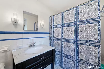 28 Colony Road, West Hartford, CT 06117 - Photo 32