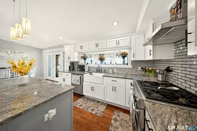 3 Marshall Lane, Ansonia, CT 06401 - Photo 6