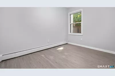 276 Bond Street, Bridgeport, CT 06610 - Photo 8